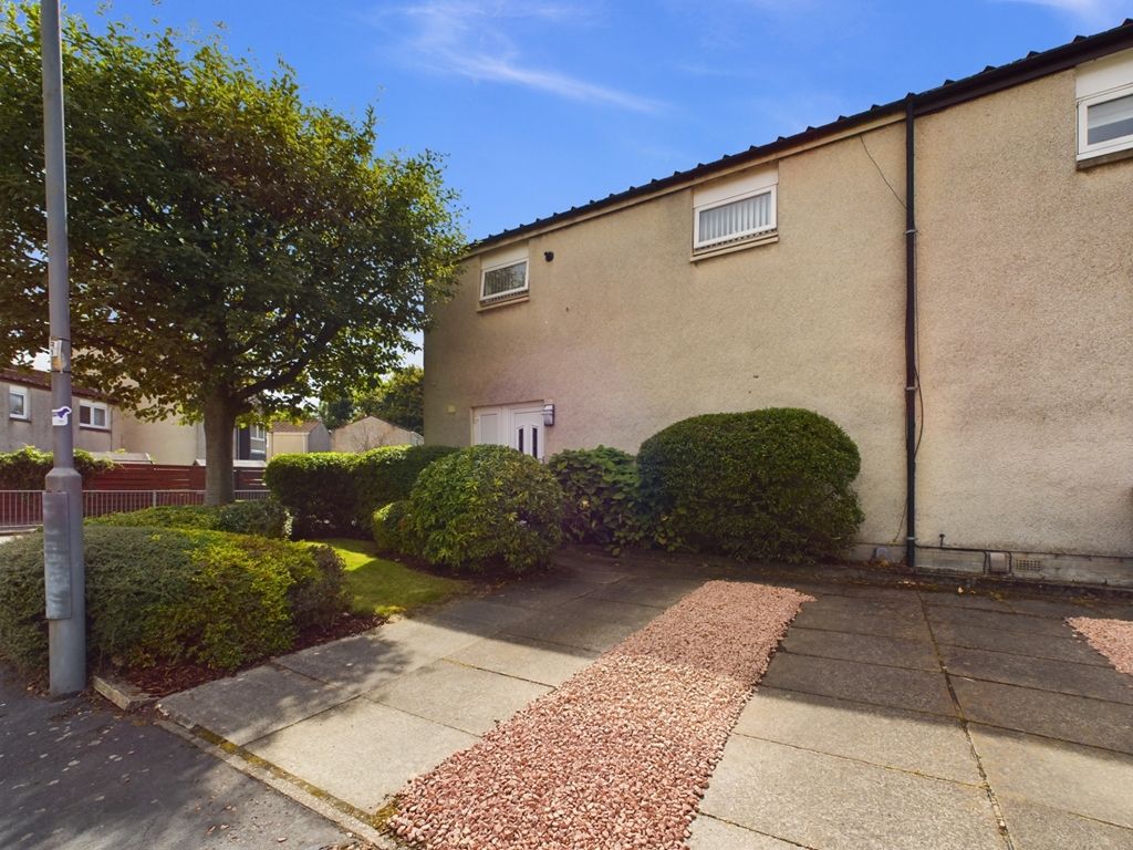 2 bed end terrace house for sale in Low Parksail, Erskine PA8, £129,000