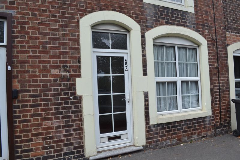 1 bed flat to rent in Market Street, Church Gresley, Swadlincote DE11
