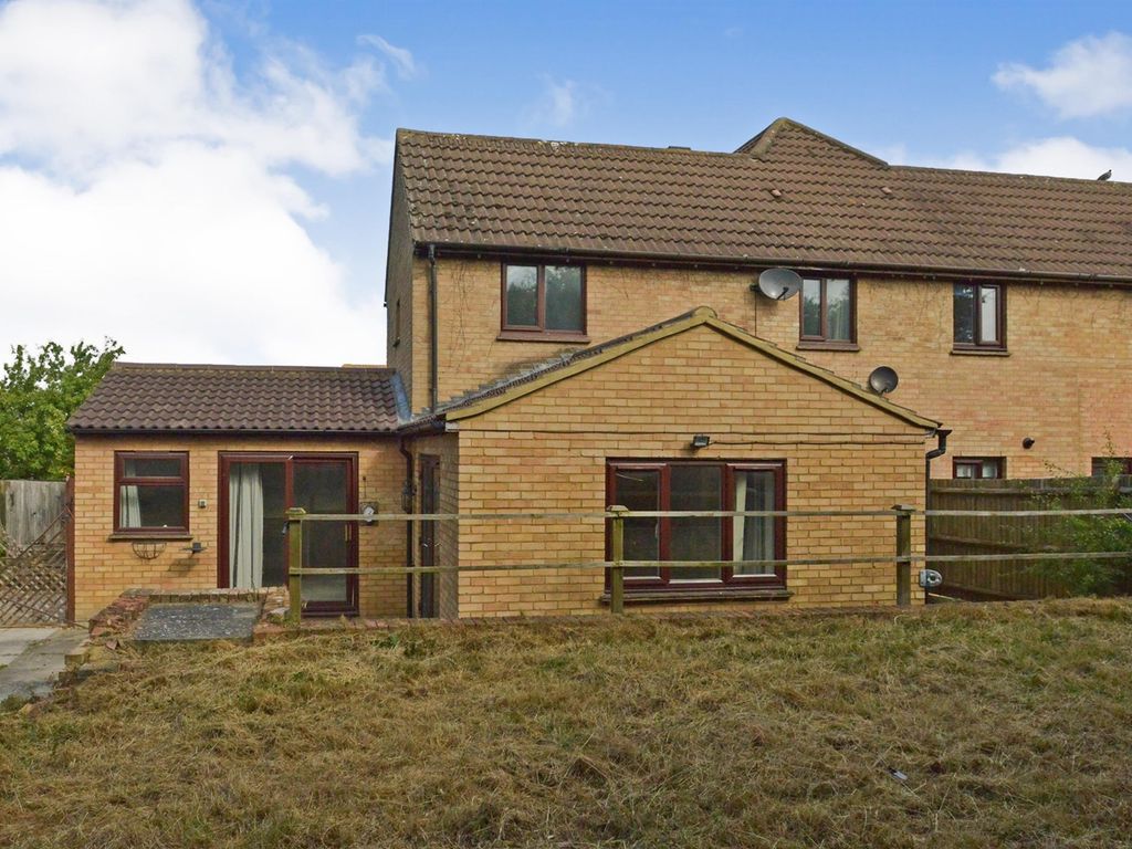 2 bed semidetached house for sale in Blatherwick Court, Shenley Church