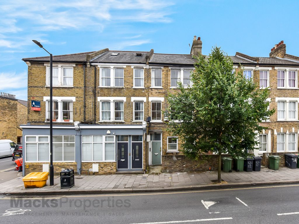 1 bed flat to rent in Landor Road, London SW9, £1,650 pcm - Zoopla