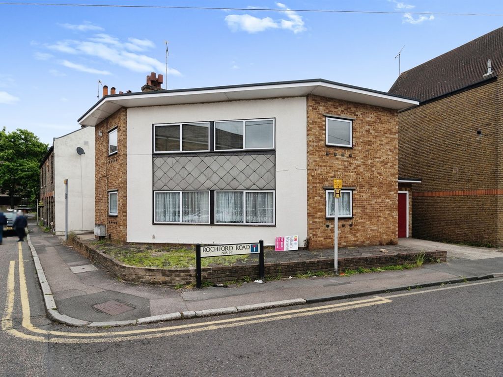 4 bed for sale in Mildmay Road, Chelmsford CM2 Zoopla