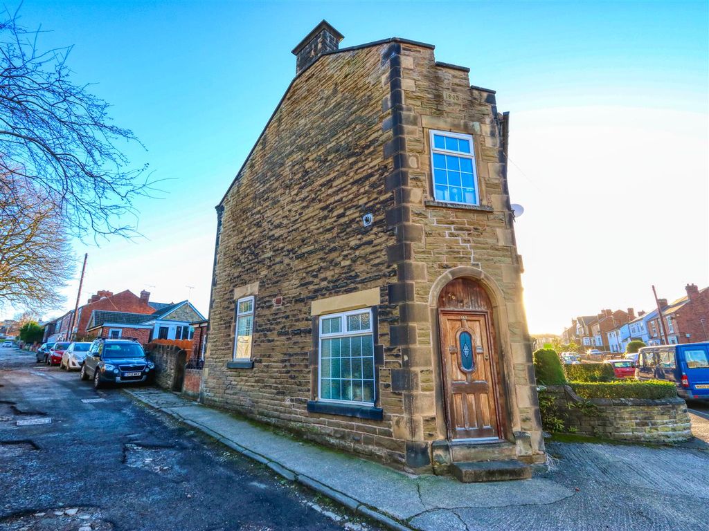 2 bed end terrace house for sale in Station Road, North Wingfield