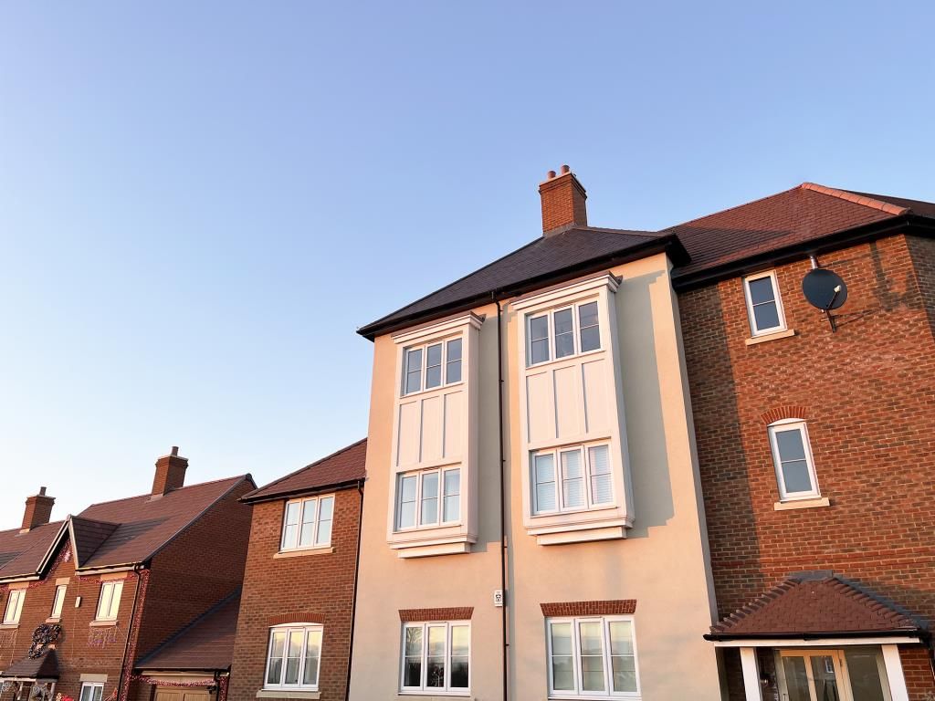 Warfield, Bracknell RG42  