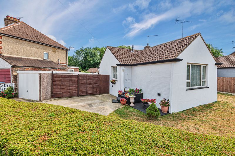 3 bed semidetached bungalow for sale in Central Drive, North Bersted