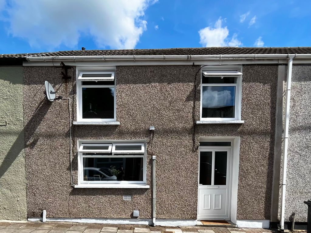 4 bed terraced house for sale in Bell Street, Aberdare, Mid