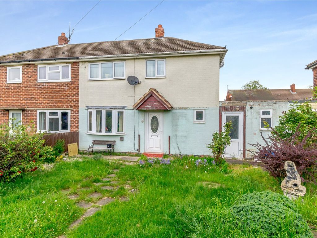 3 bed semidetached house for sale in Street, Keadby, Scunthorpe
