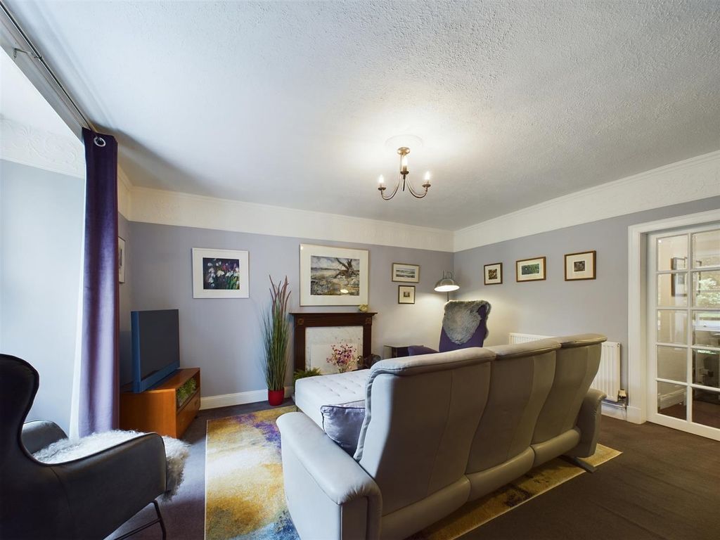 2 bed flat for sale in 12A, Marshall Place Perth PH2, £170,000 Zoopla