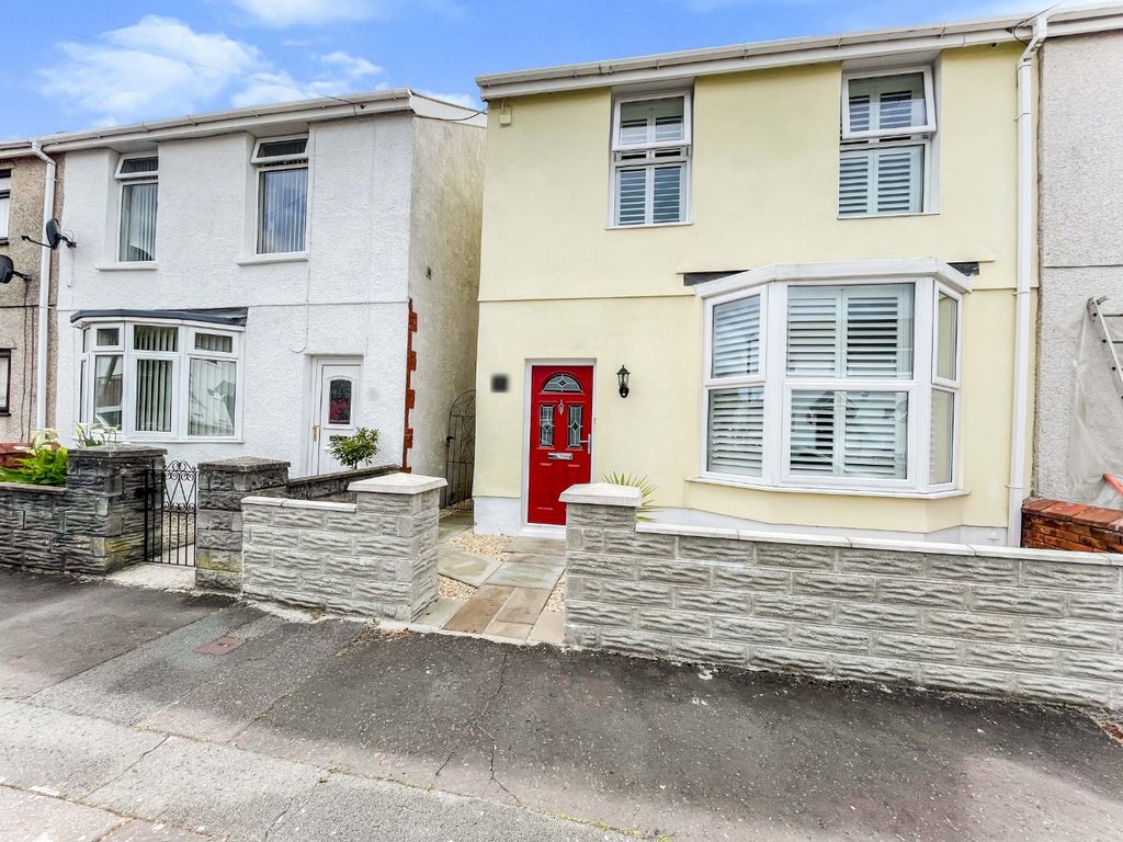 3 bed semi-detached house for sale in oakleigh road, loughor, swansea, west glamorgan sa4