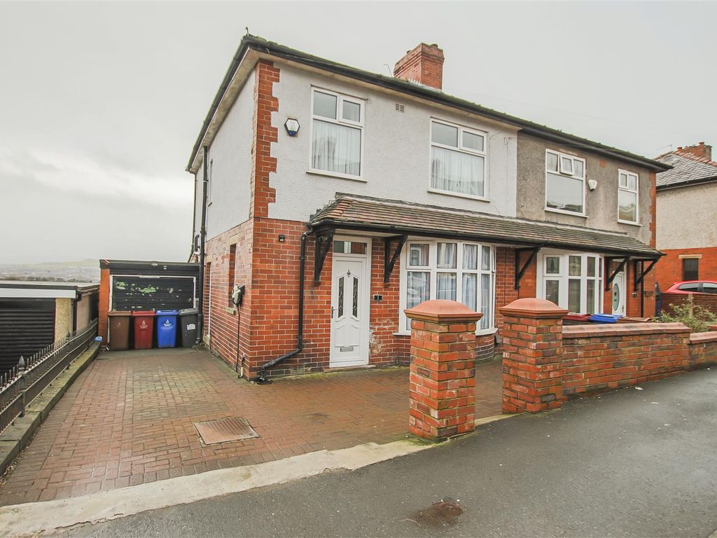 3 bed semidetached house for sale in Livingstone Road, Blackburn BB2