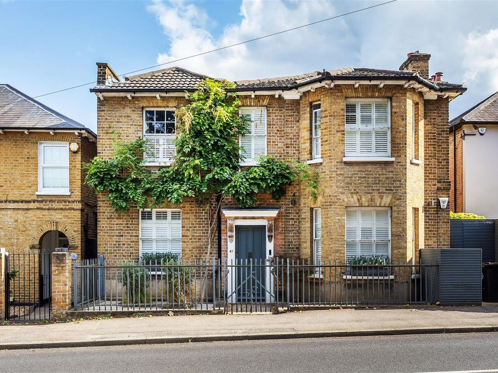 4 bed detached house for sale in Hanger Hill, Weybridge KT13, £