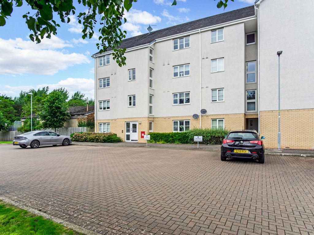 2 bed flat for sale in Gilligans Way, Hamilton ML3, £88,000 Zoopla