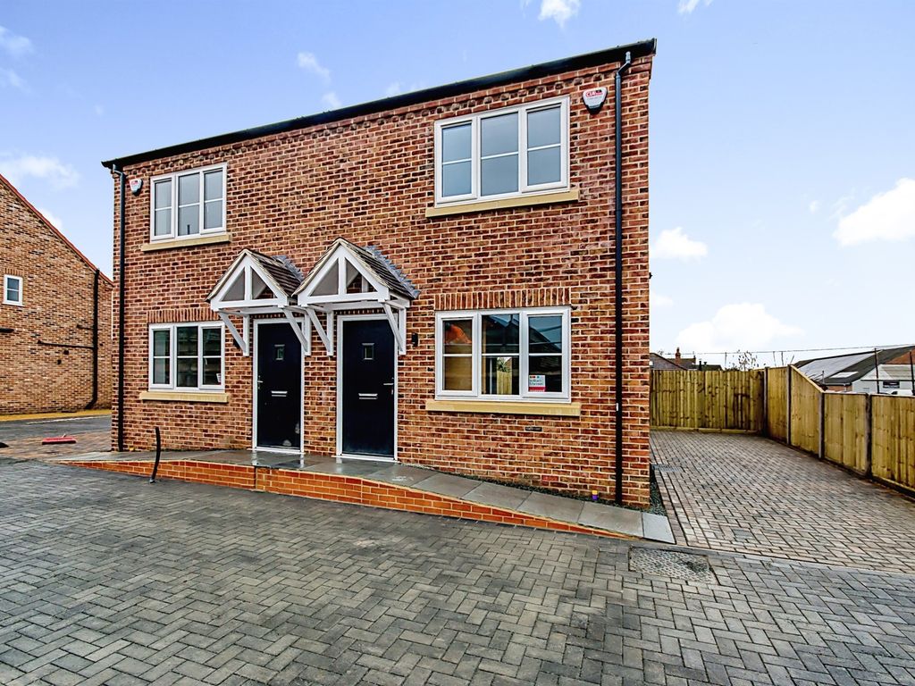 New home, 2 bed semidetached house for sale in Sutton Road