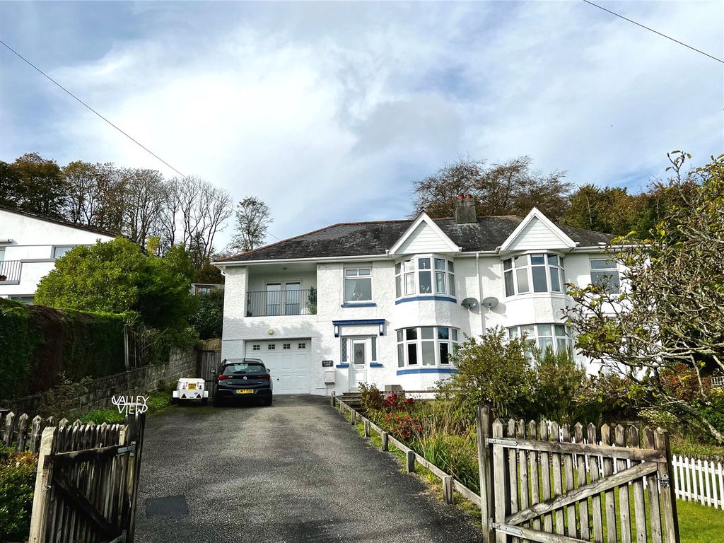 5 bed semidetached house for sale in Sand Hill, Gunnislake, Cornwall