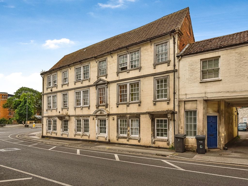 1 bed flat for sale in Hill Street, Trowbridge BA14, £80,000 Zoopla