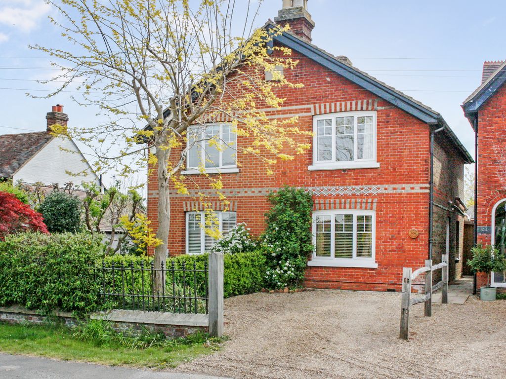 3 bed semidetached house to rent in Little Bookham Street, Little Bookham KT23, £2,000 pcm Zoopla