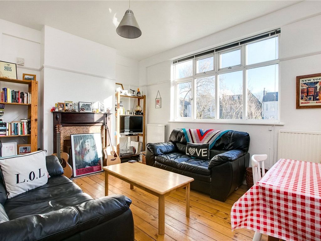 2 bed flat for sale in Moira Court, Balham High Road, London SW17 Zoopla