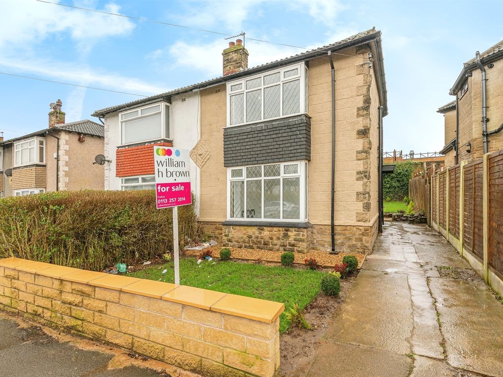 2 bed semidetached house for sale in Moorland Road, Pudsey LS28, £