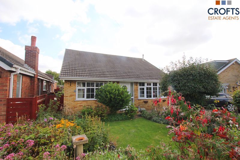 4 bed detached bungalow for sale in Alderney Way, Immingham DN40, £229,950 Zoopla