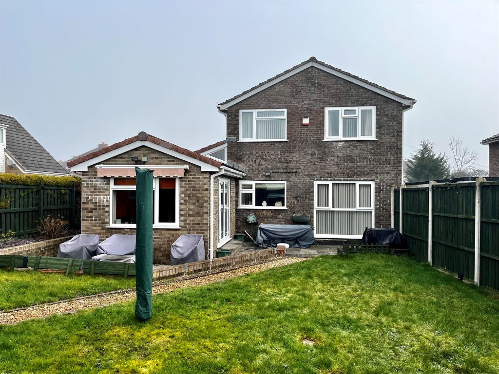 4 bed detached house for sale in Taff Road, Caldicot NP26 Zoopla