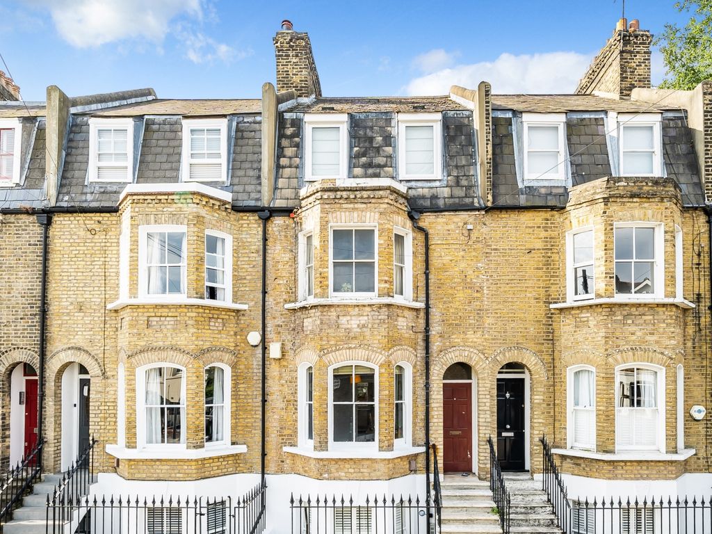 2 bed flat for sale in Old Woolwich Road, London SE10, £550,000 Zoopla
