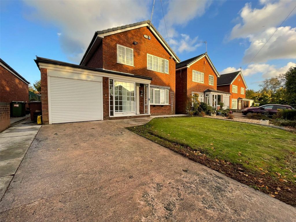 4 bed detached house for sale in Norlands Lane, Rainhill, Prescot L35