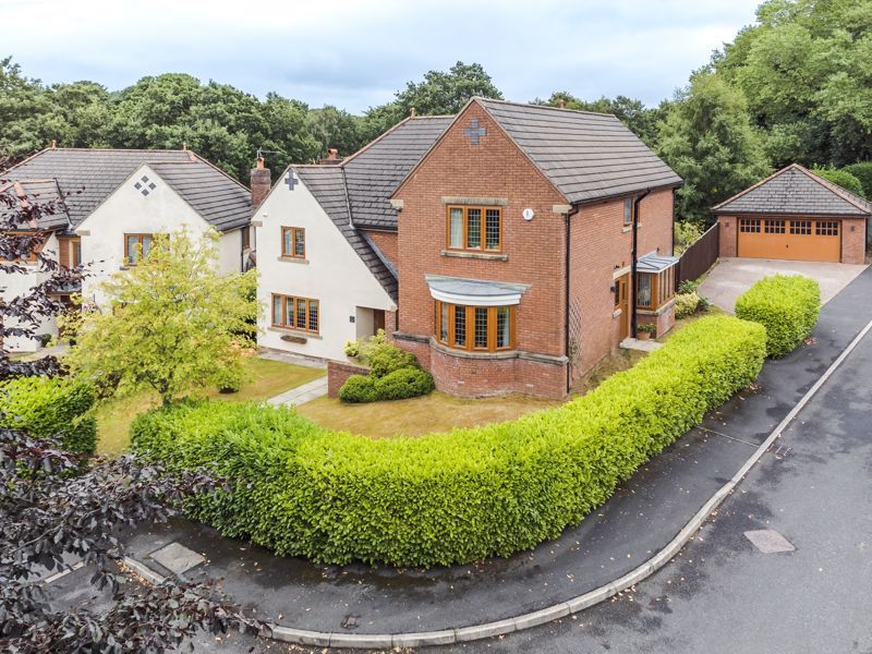 5 bed detached house for sale in Strawberry Fields, Chorley PR7 Zoopla