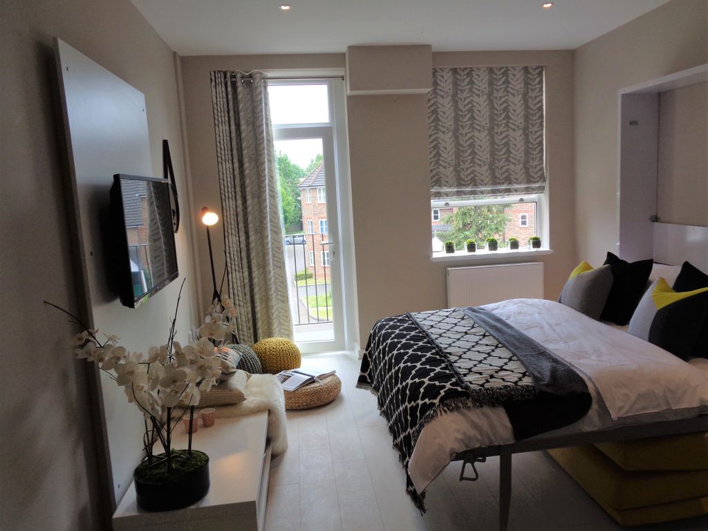 Studio to rent in The Parade, High Street, Watford WD17 Zoopla