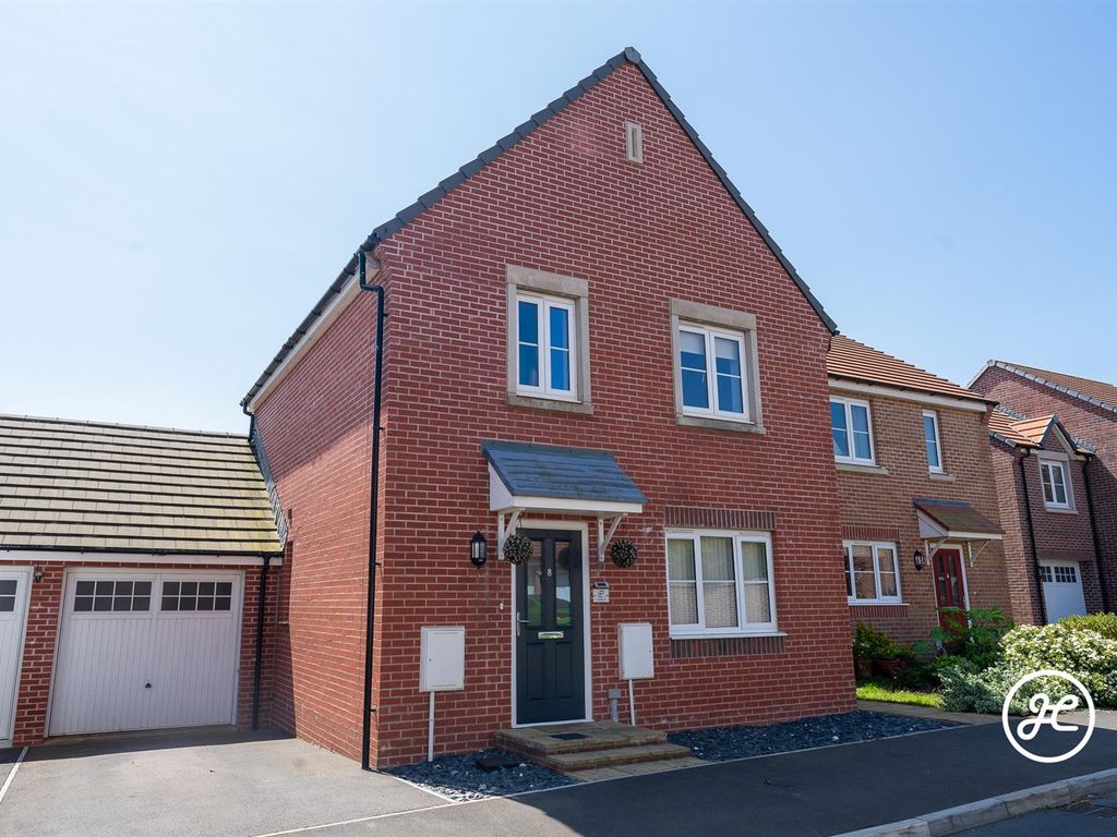 3 bed detached house for sale in Stag Valley Road, Bridgwater TA6, £
