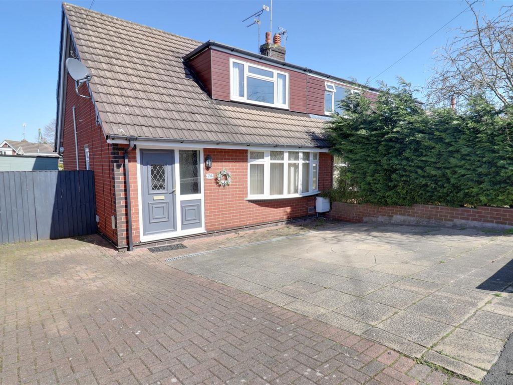 3 bed semidetached house for sale in Greenfields Avenue, Shavington, Crewe CW2, £190,000 Zoopla