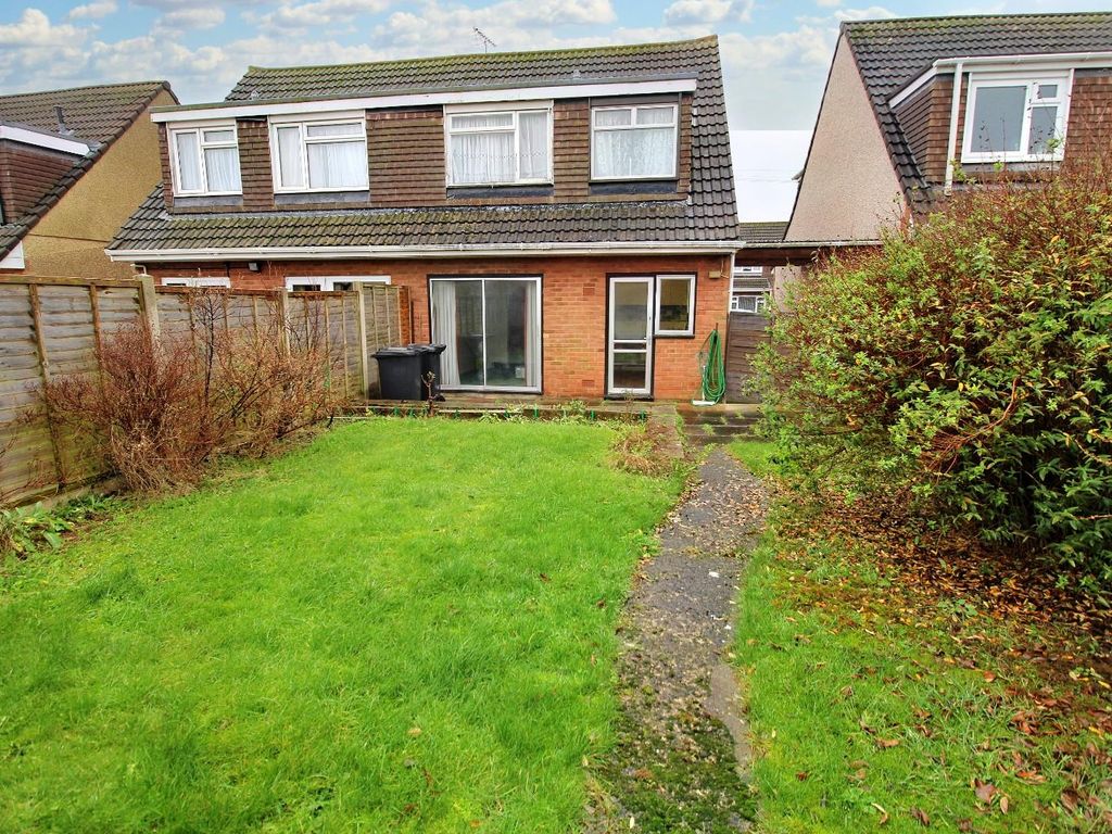 3 bed semidetached house for sale in Materman Road, Stockwood, Bristol
