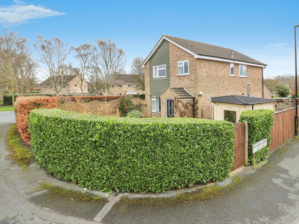 4 bed detached house for sale in Bransdale Grove, Knaresborough HG5, £425,000 Zoopla