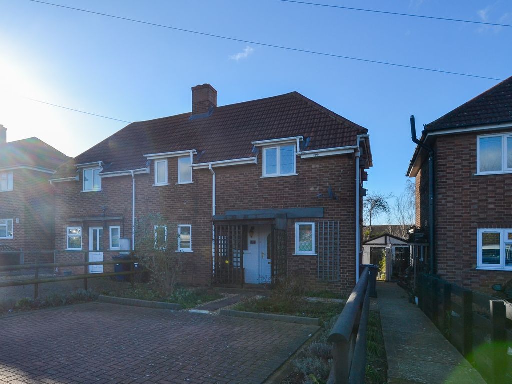 2 bed semidetached house for sale in Potton Road, Eynesbury, St. Neots
