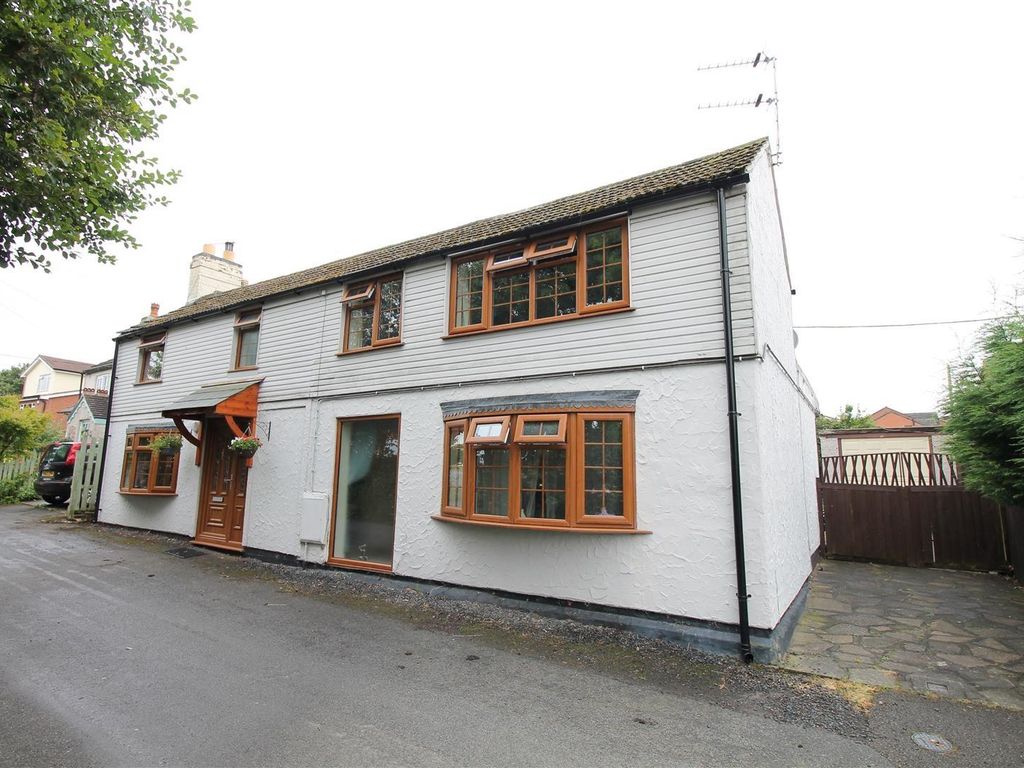 3 bed detached house to rent in Morley Lane, Shepshed, Leicestershire