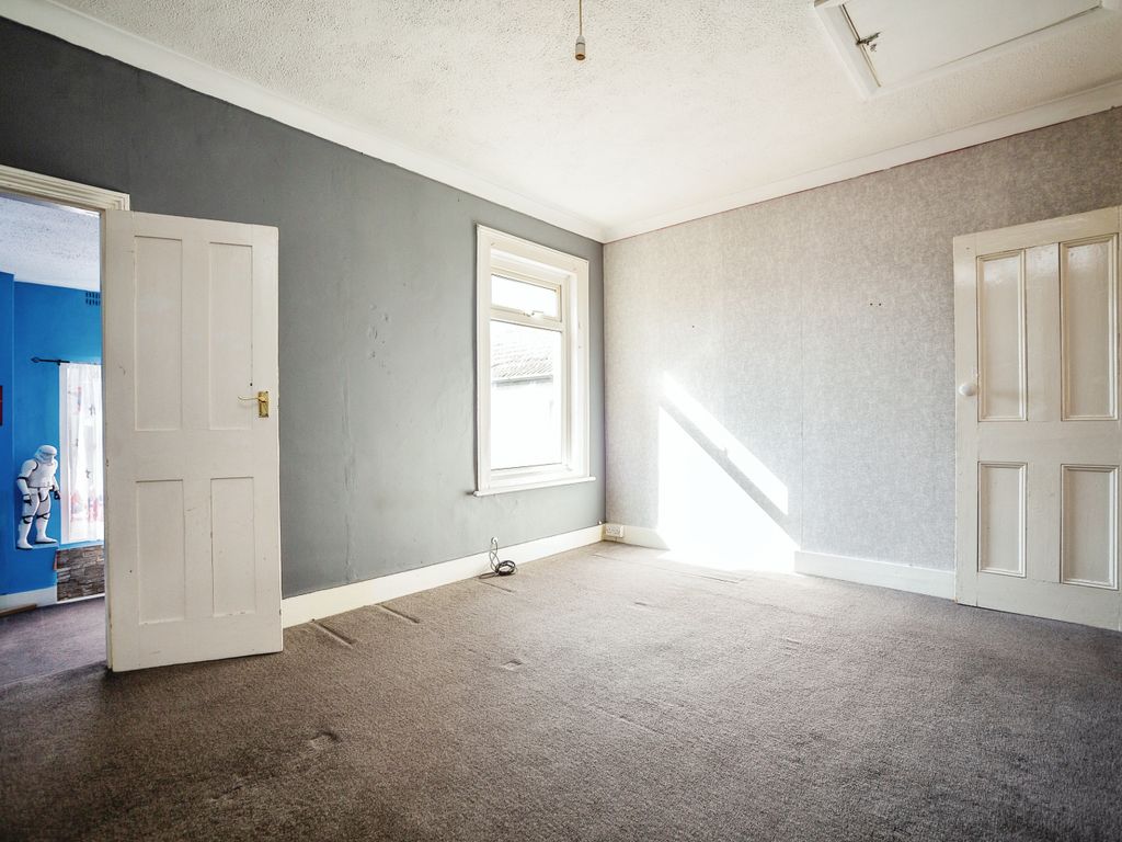 3 bed terraced house for sale in Granville Road, Gravesend DA11, £