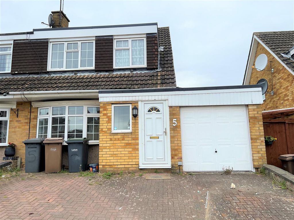 3 bed property to rent in Glemsford Close, Luton LU4 Zoopla
