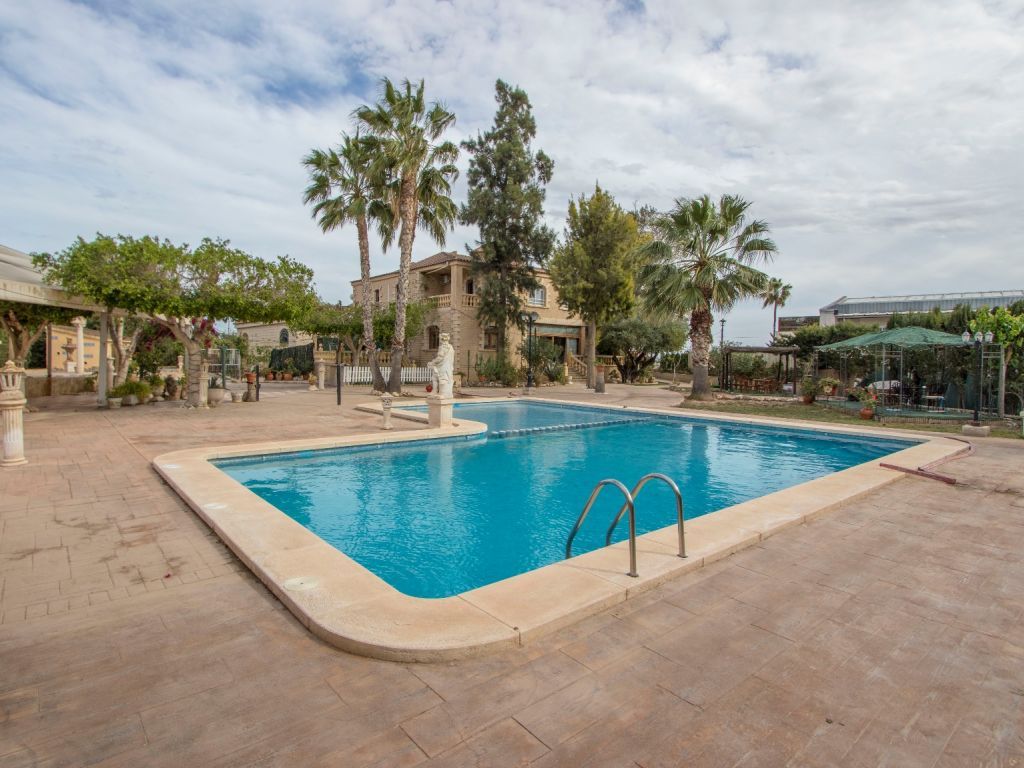12 bed country house for sale in Valencia, Spain, £1,374,365 Zoopla
