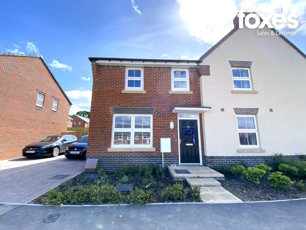 3 bed semidetached house to rent in Beaumaris Road, Bearwood