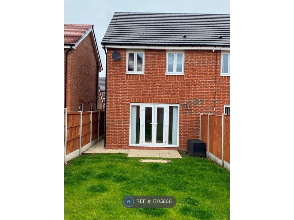 2 bed semidetached house to rent in Beverley Way, NewtonLeWillows