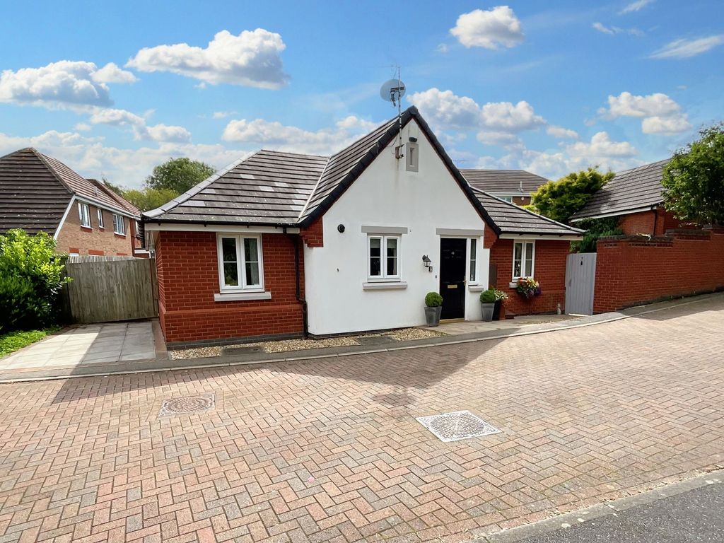 2 bed detached bungalow for sale in Coltsfoot Way, Broughton Astley LE9