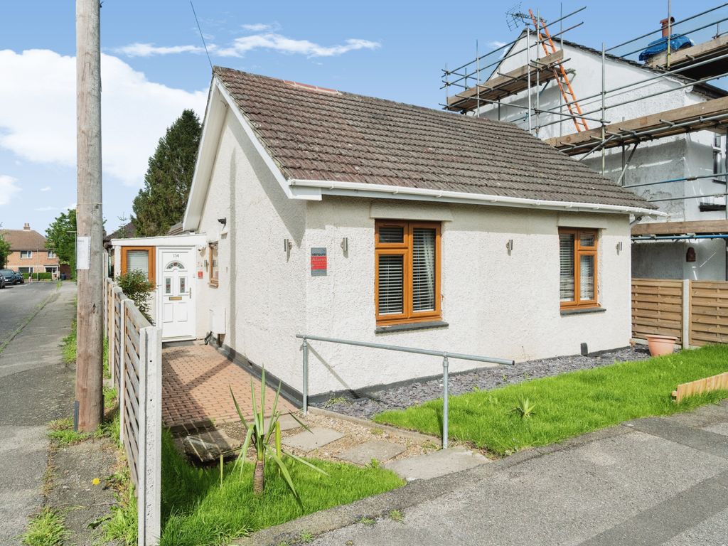 2 bed bungalow for sale in Addison Road, Caterham, Surrey, . CR3 Zoopla