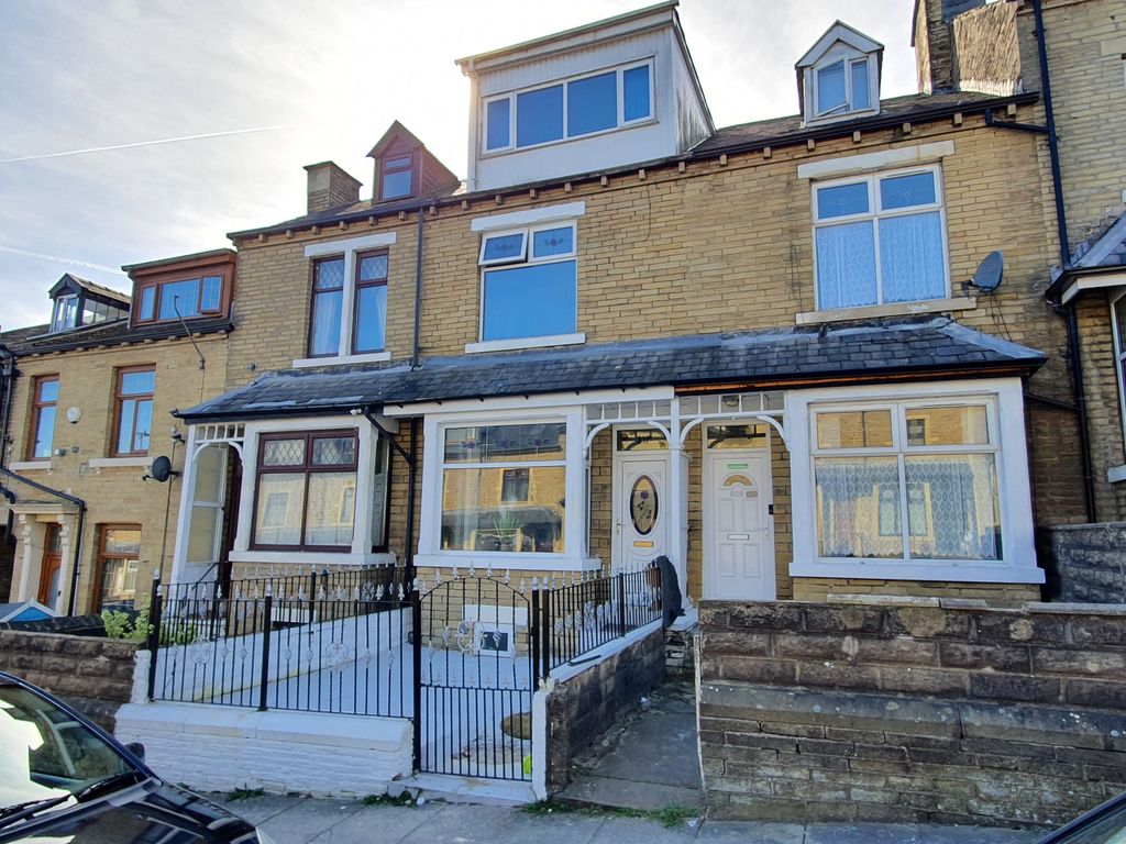 3 bed terraced house for sale in Kensington Street, Bradford BD8 Zoopla