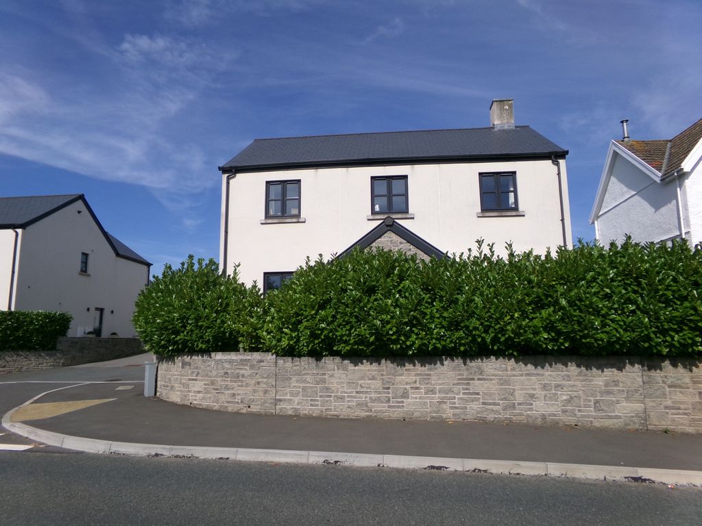 4 bed detached house for sale in 5 Gower Court, Mayals, Swansea SA3, £