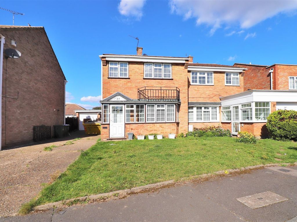3 bed semidetached house for sale in The Vyne, Bexleyheath DA7 Zoopla