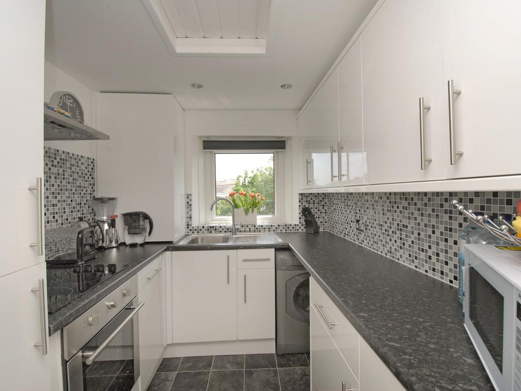 2 bed flat to rent in Anglesea Road, Kingston Upon Thames KT1 Zoopla