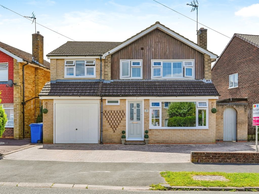 4 bed detached house for sale in Murray Road, Mickleover, Derby DE3, £420,000 Zoopla