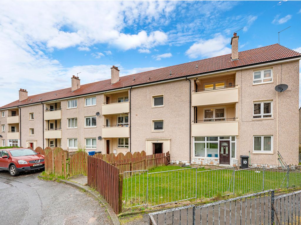 3 bed flat for sale in Drumilaw Road, Rutherglen, Glasgow G73, £75,000