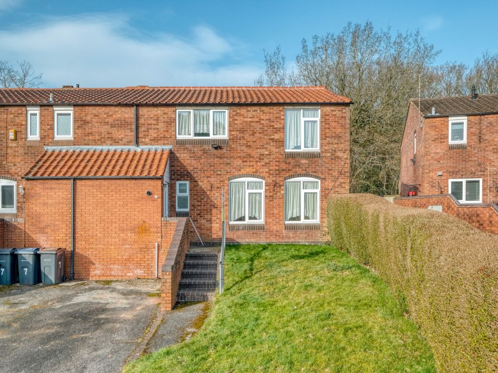 4 bed end terrace house for sale in Regina Close, Rednal, Birmingham B45 Zoopla