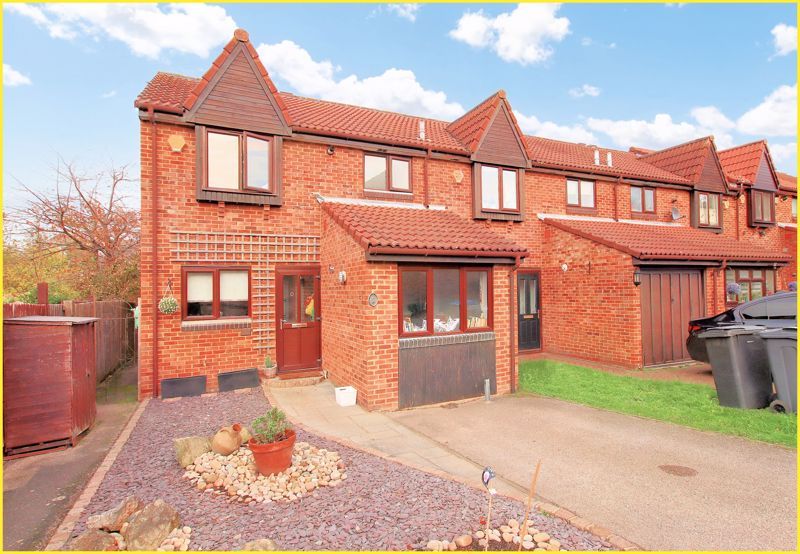 Honeysuckle Gardens, Croydon CR0  