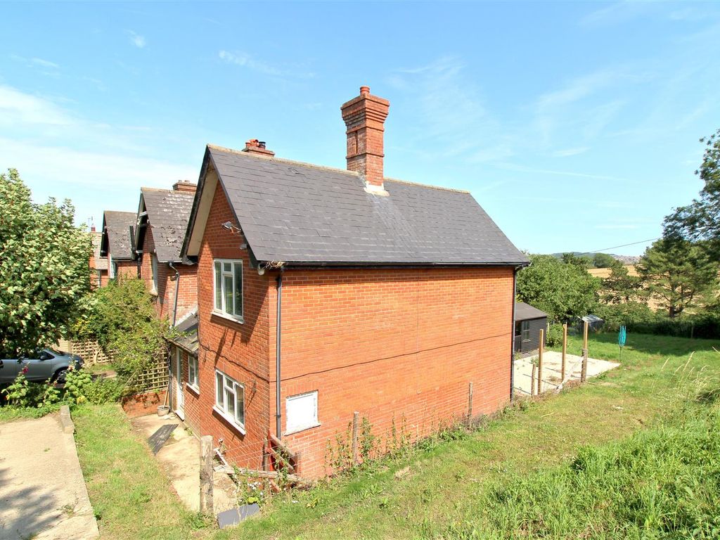 3 bed end terrace house for sale in Lewes Road, Piddinghoe, Newhaven