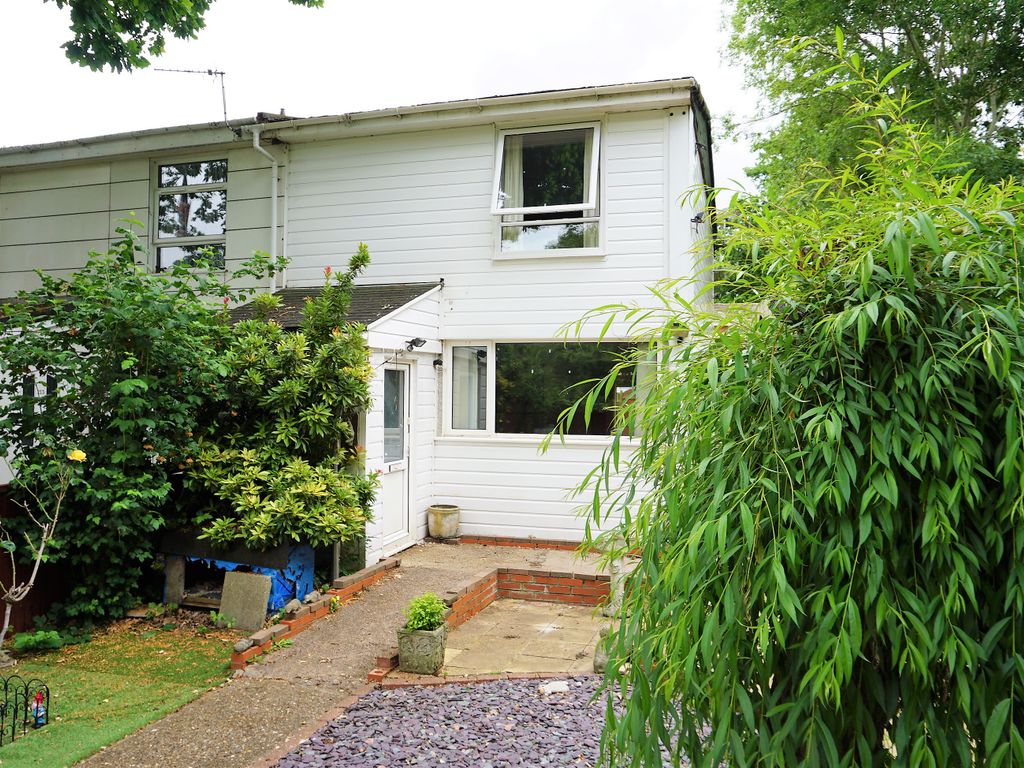 2 bed end terrace house for sale in Bicknor Road, Maidstone ME15, £